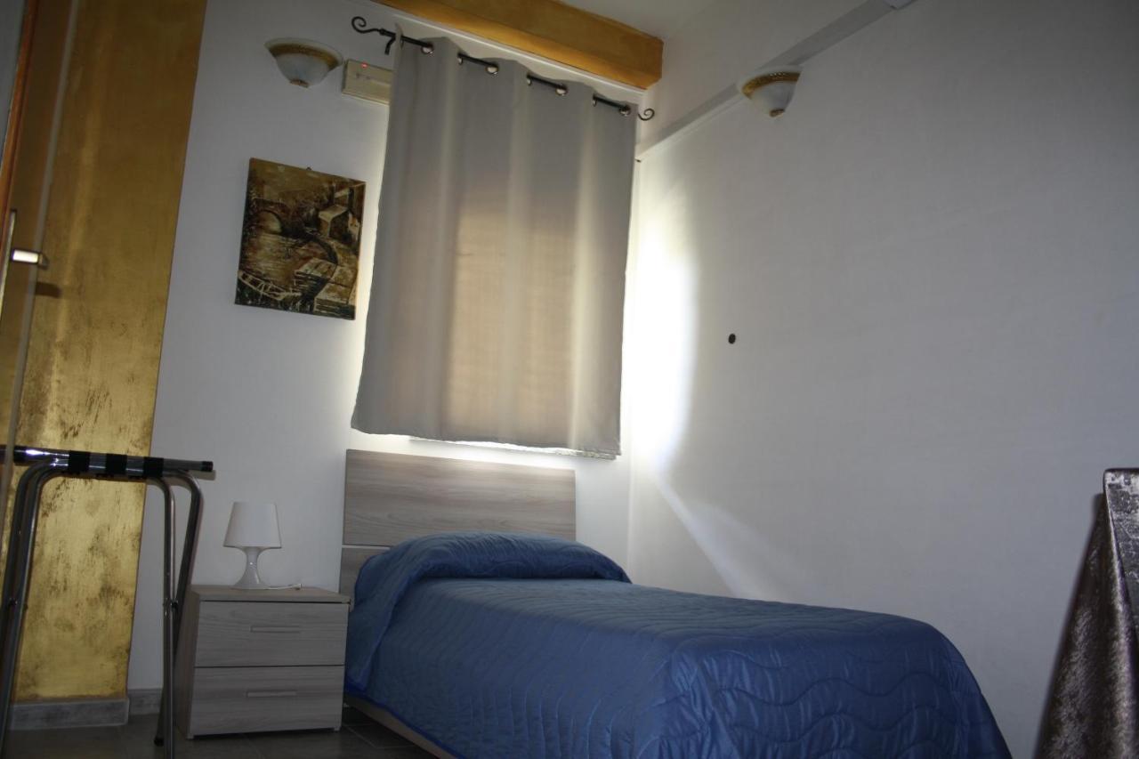B&B Borgo Pileri Mazzarino Exterior photo